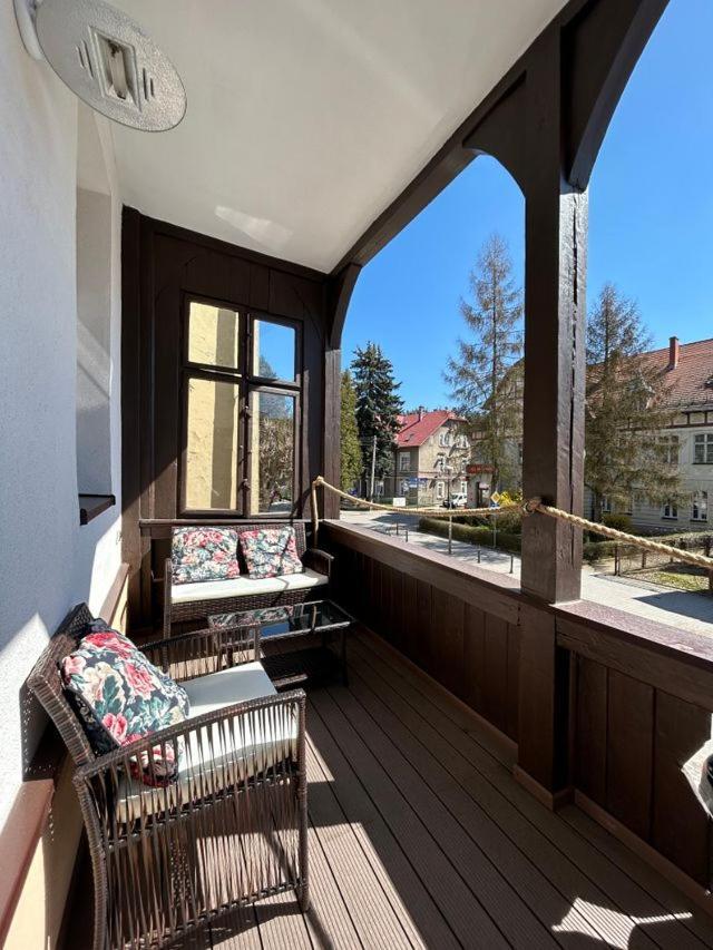 Apartament Nad Galeria Blisko Centrum Kudowy Kudowa Zdroj Luaran gambar